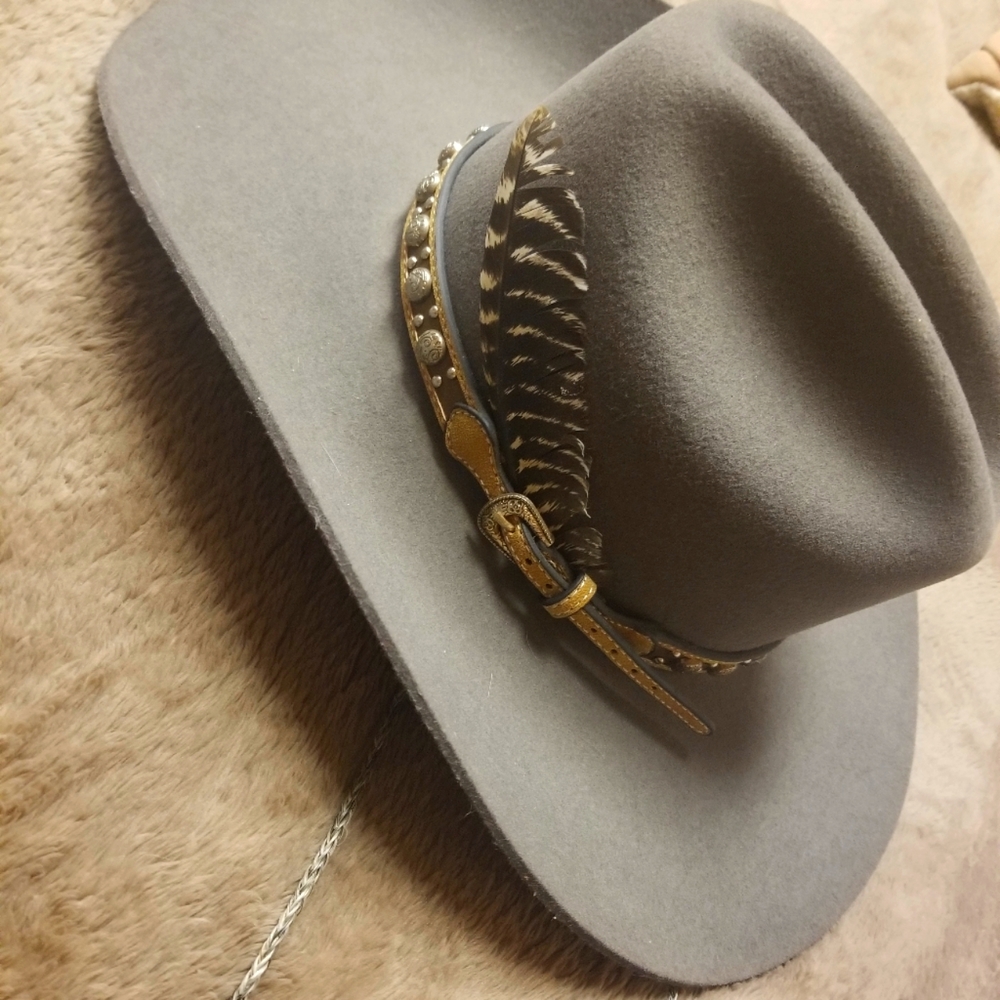 Charlie hat